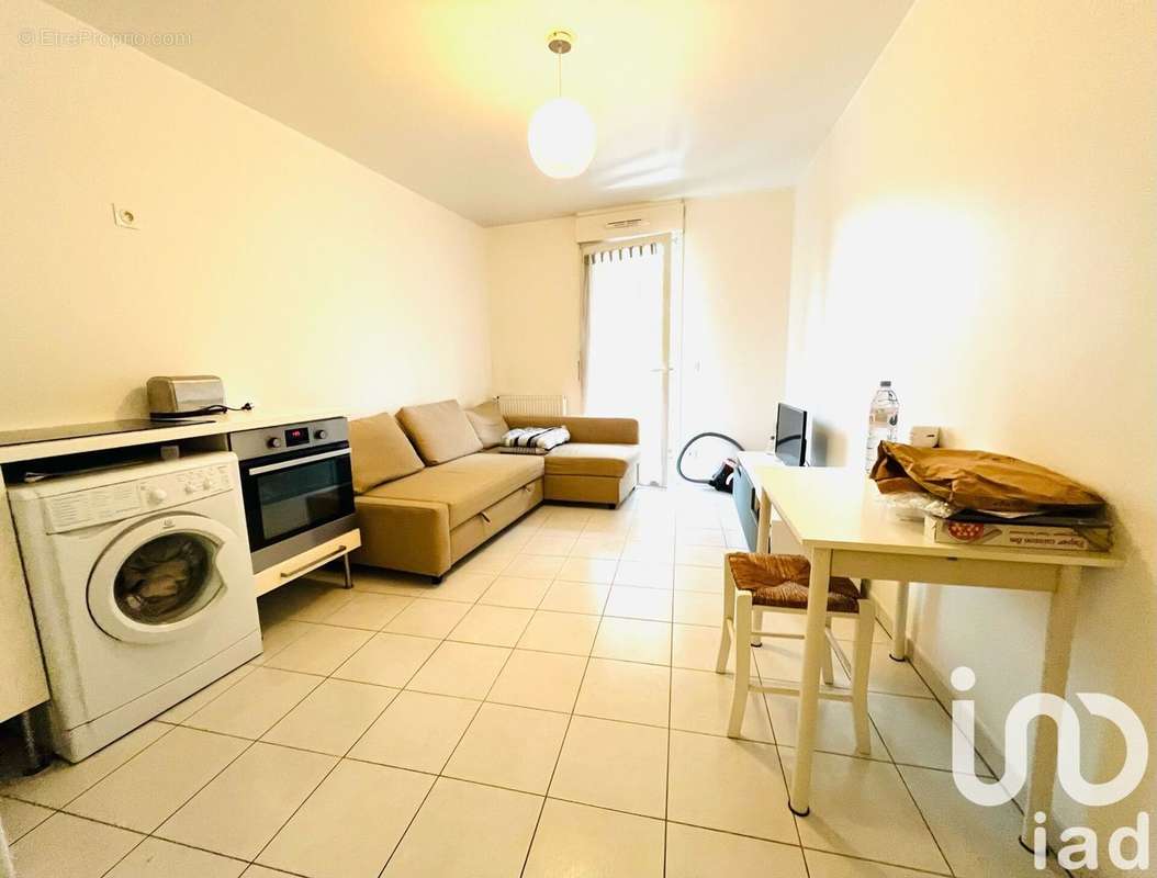 Photo 2 - Appartement à SAINT-THIBAULT-DES-VIGNES