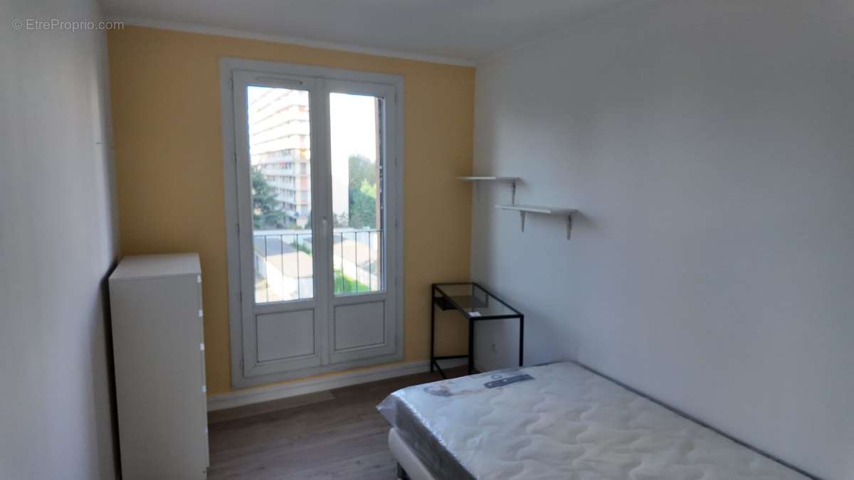 Appartement à EPINAY-SUR-SEINE