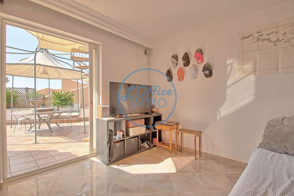 Appartement à HYERES