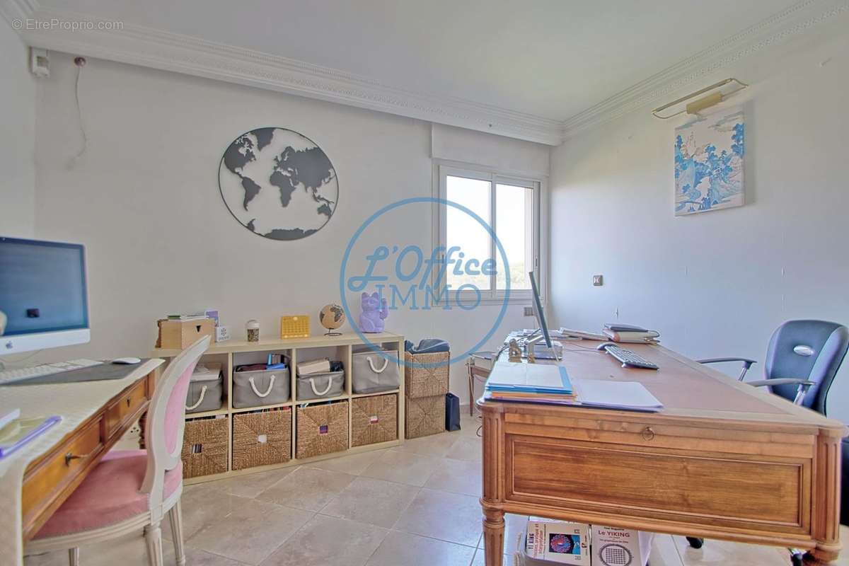 Appartement à HYERES