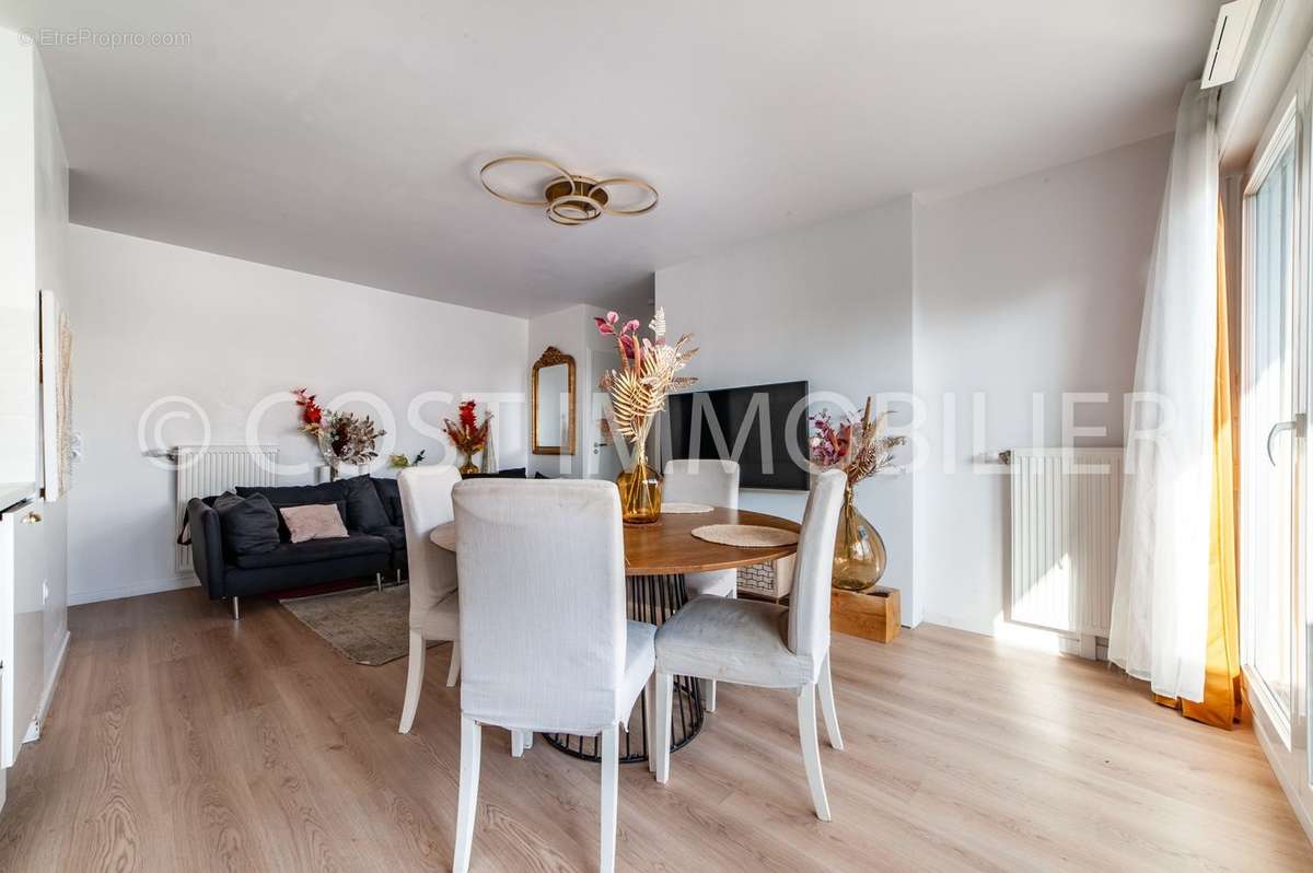 Appartement à ASNIERES-SUR-SEINE