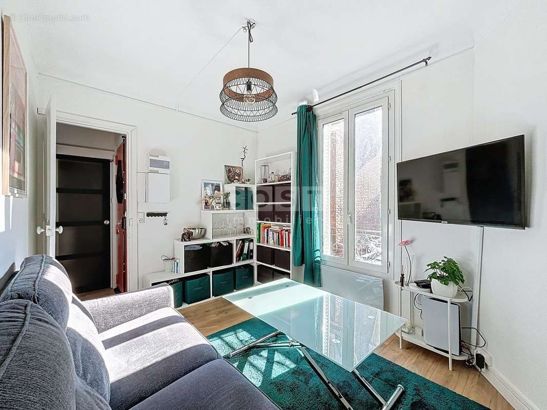 Appartement à COLOMBES