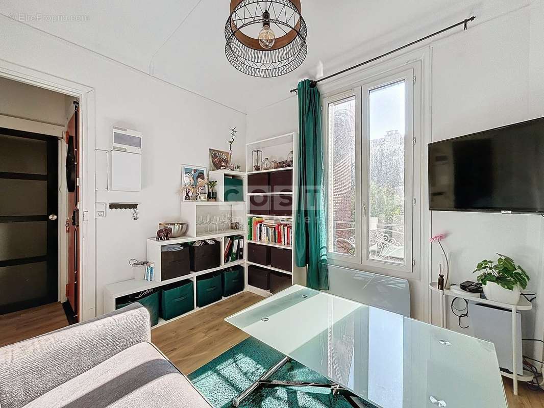 Appartement à COLOMBES