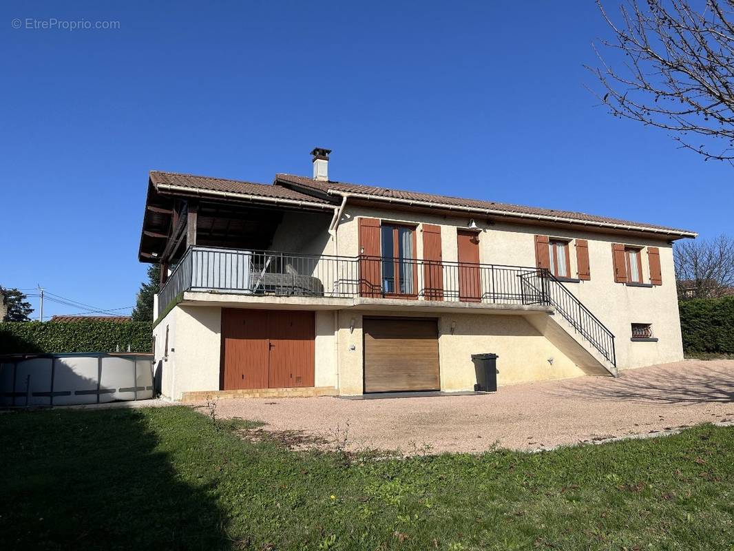 Maison à SAINT-CHEF