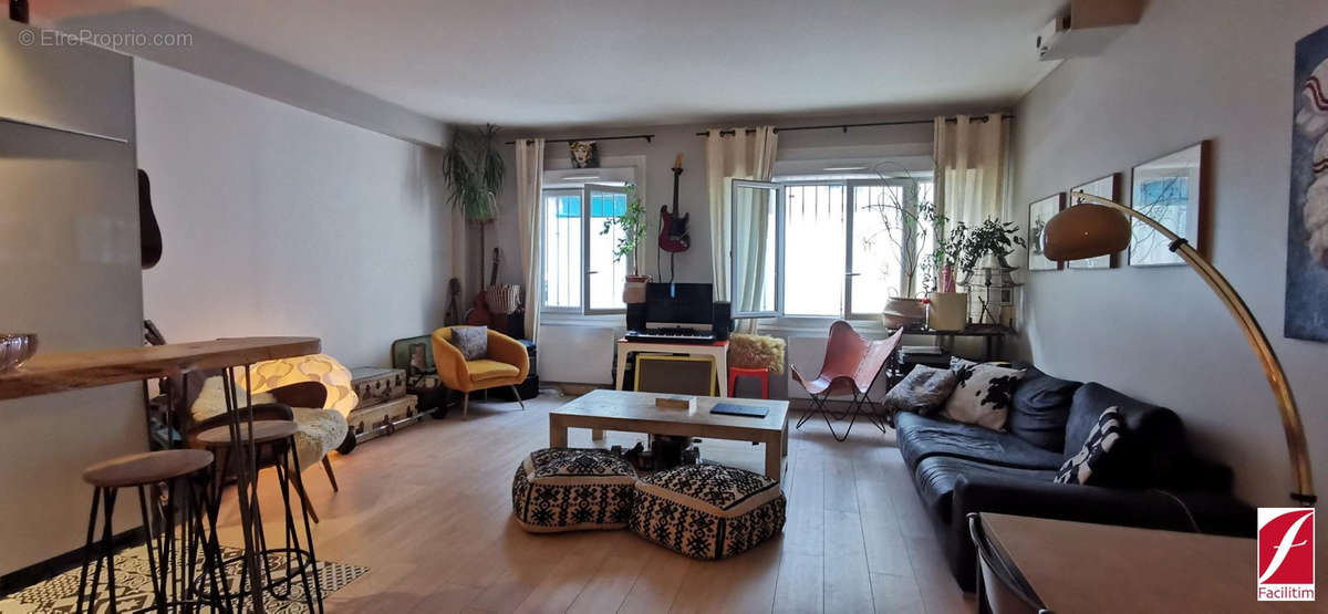 Appartement à PARIS-18E