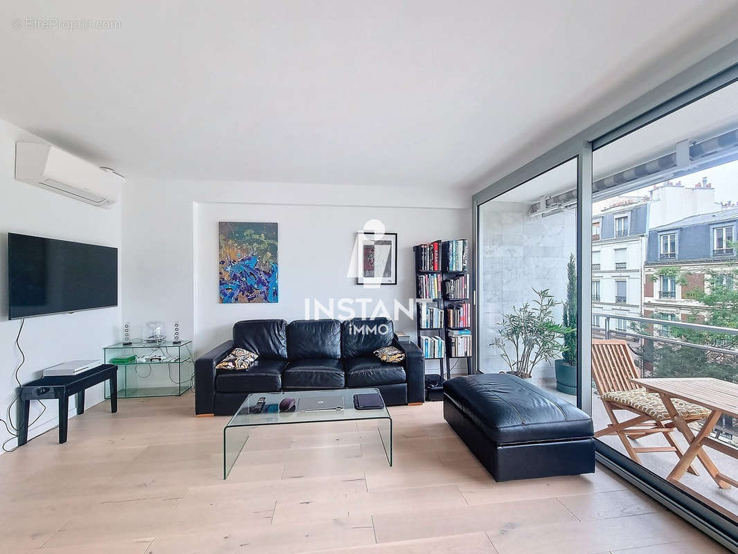 Appartement à PARIS-12E