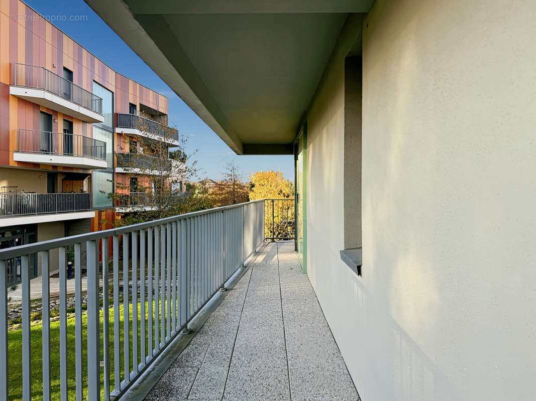 Appartement à BUSSY-SAINT-GEORGES