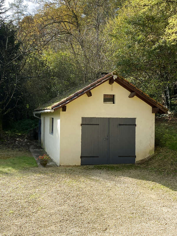 Maison à QUEYSSAC