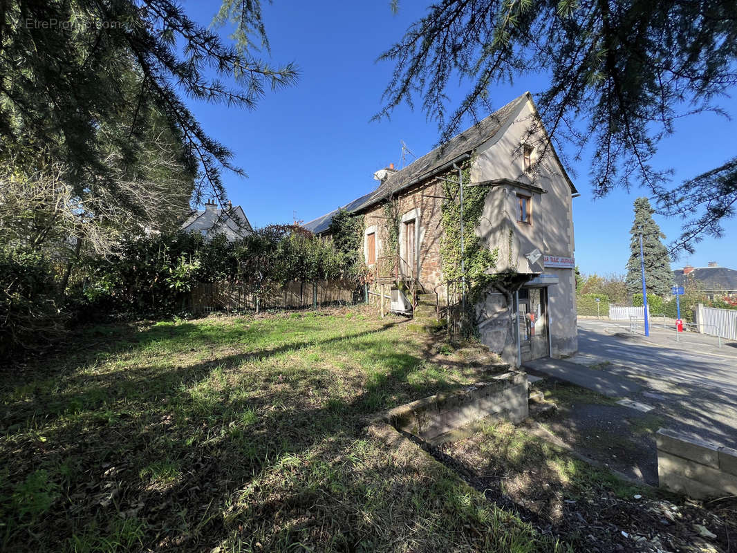 Appartement à LUC-LA-PRIMAUBE