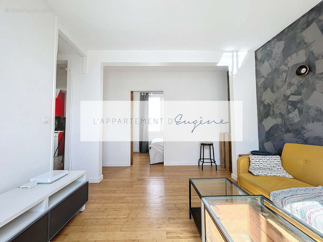 Appartement à PARIS-18E