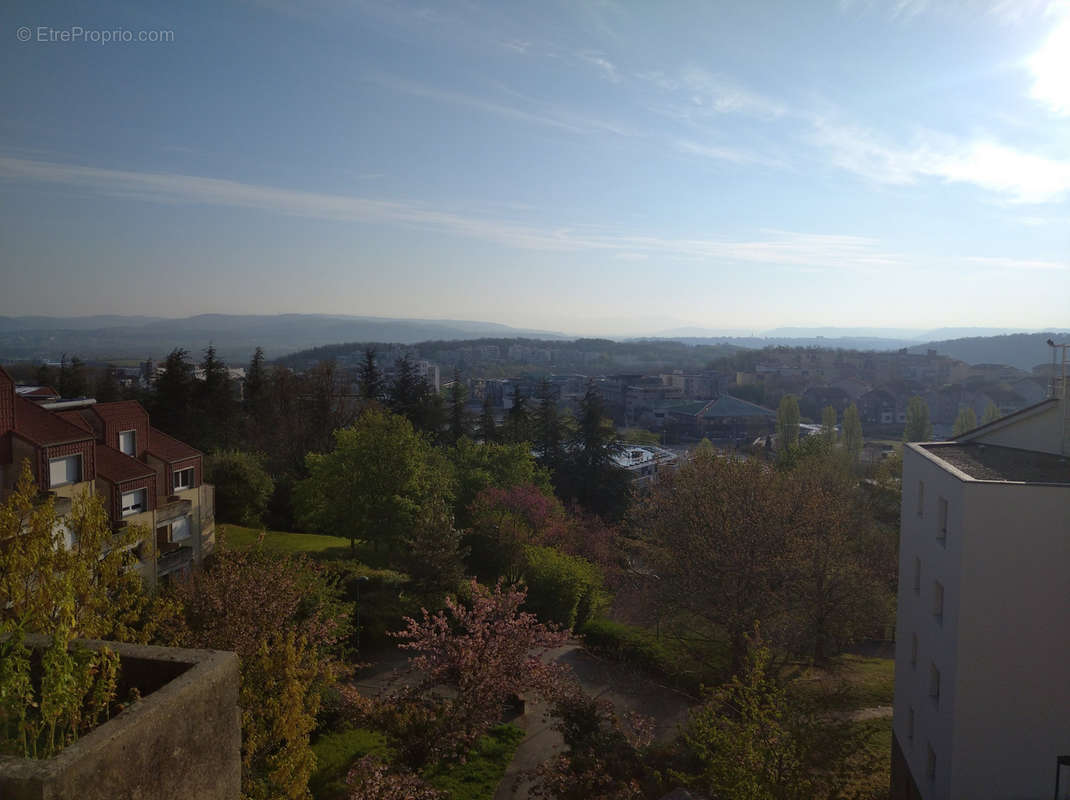 Appartement à VILLEFONTAINE