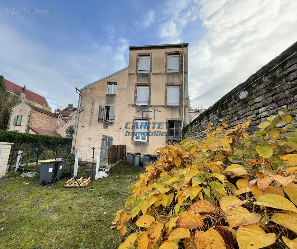 Appartement à LUXEUIL-LES-BAINS