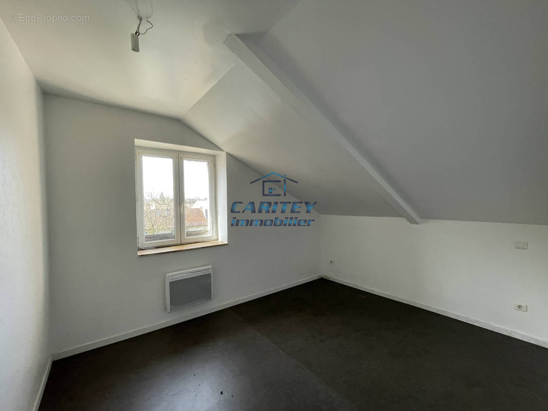 Appartement à LUXEUIL-LES-BAINS