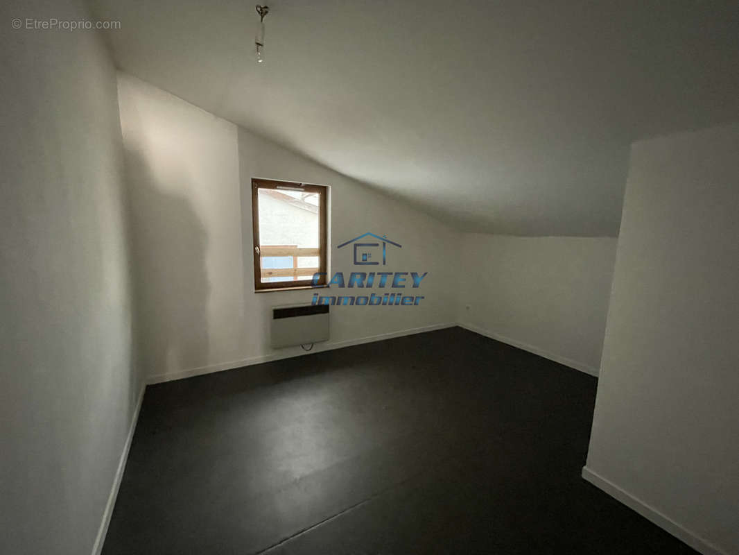 Appartement à LUXEUIL-LES-BAINS