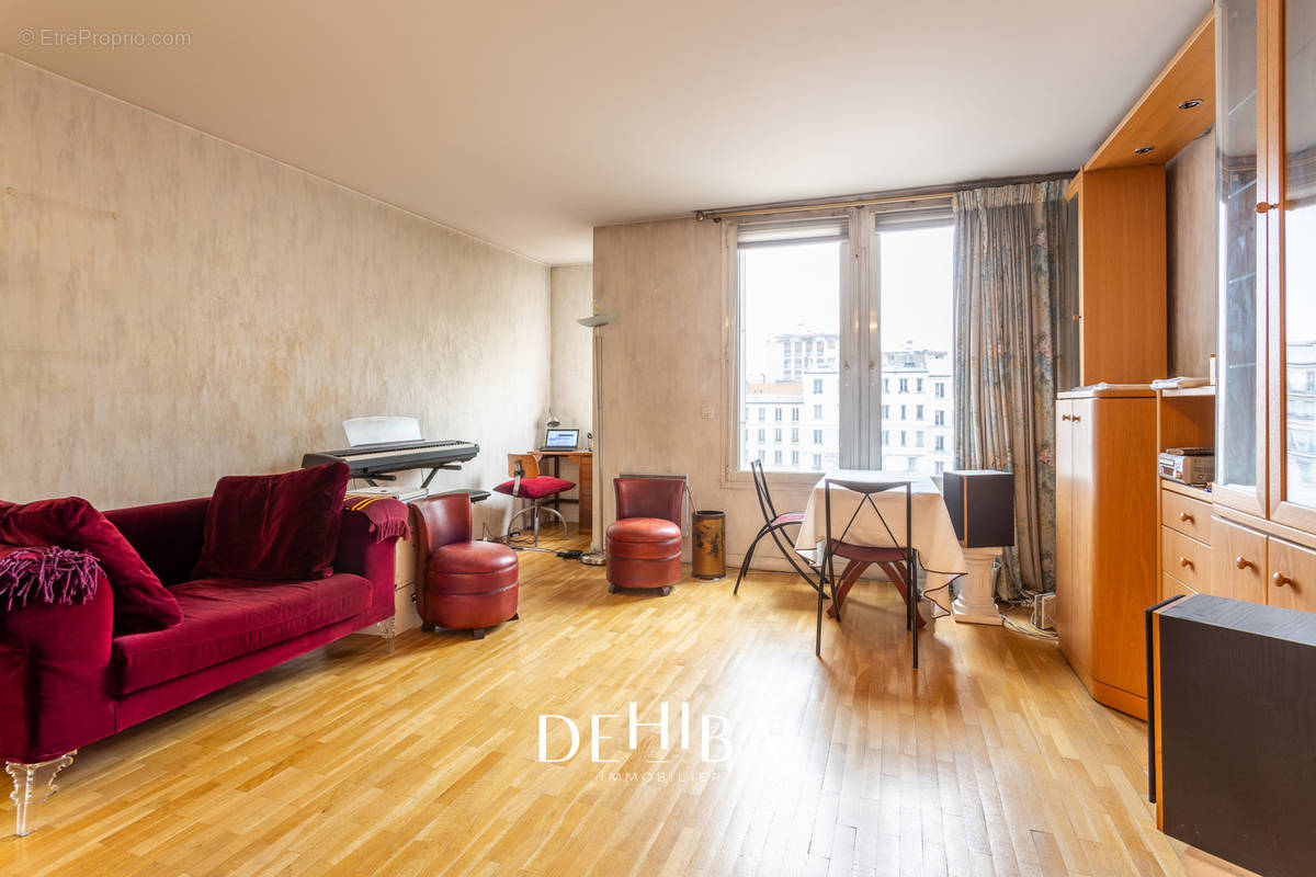 Appartement à PARIS-20E