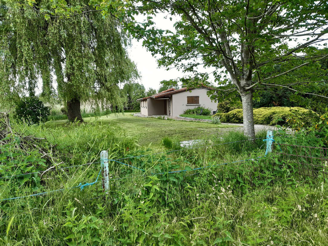 Terrain à SARREBOURG