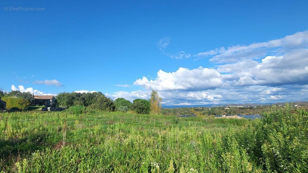 Terrain à LARGENTIERE