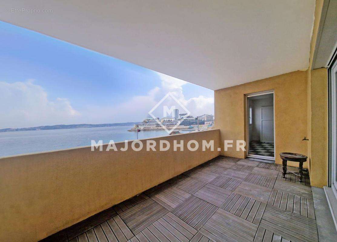 Appartement à MARSEILLE-7E