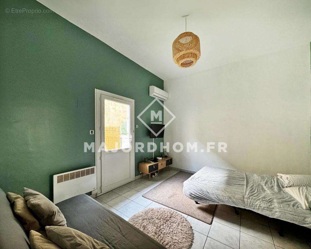 Appartement à MARSEILLE-4E