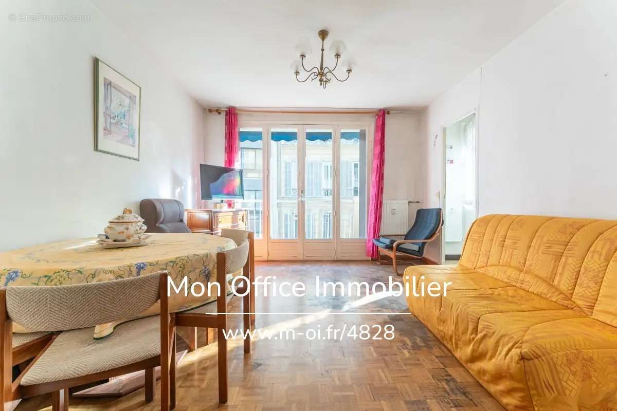 Appartement à MARSEILLE-4E