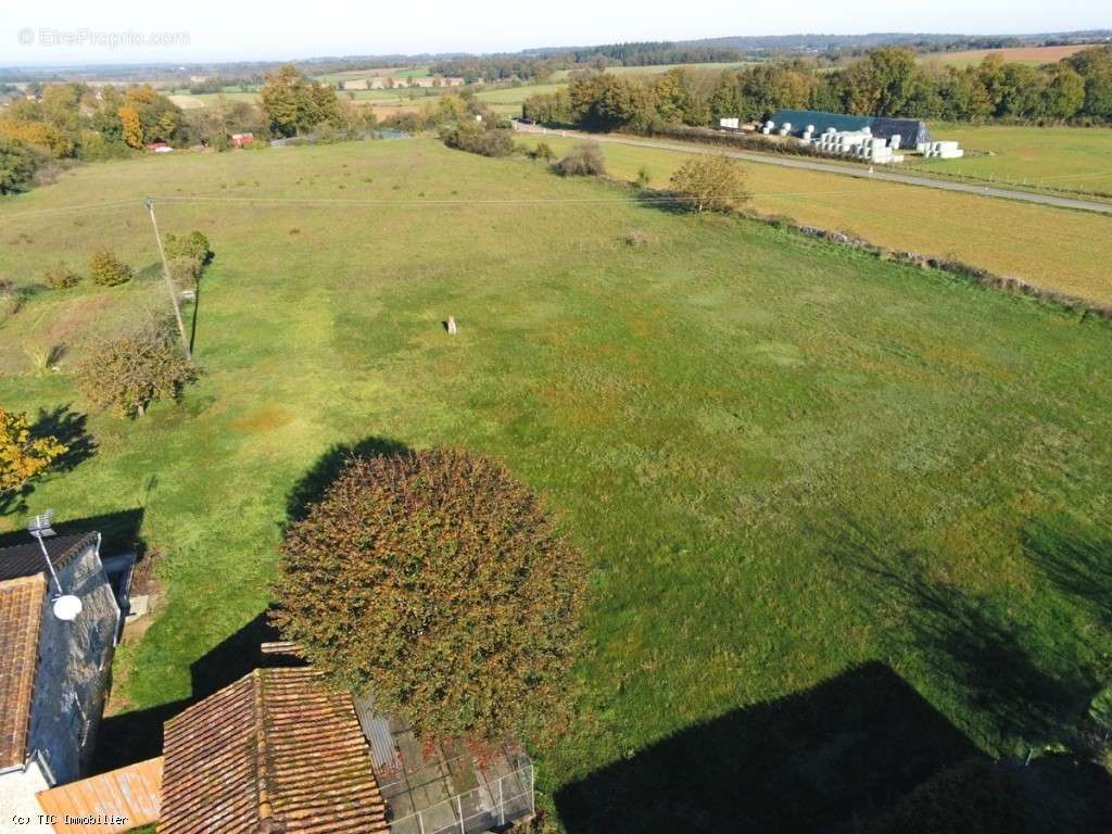 Maison à VERTEUIL-SUR-CHARENTE