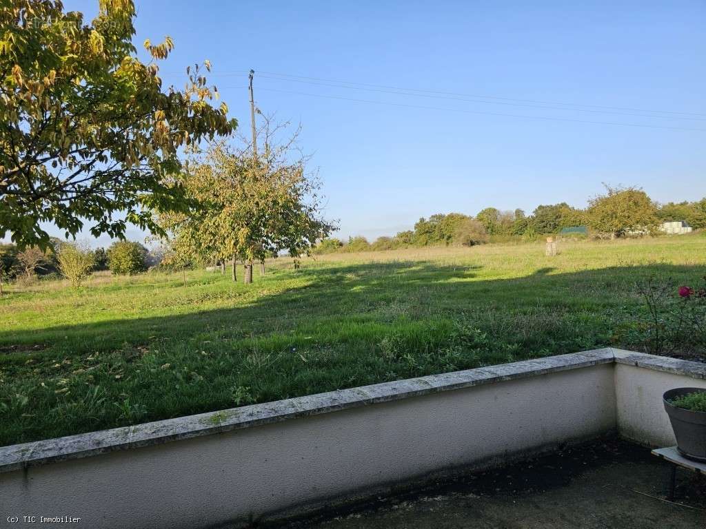 Maison à VERTEUIL-SUR-CHARENTE