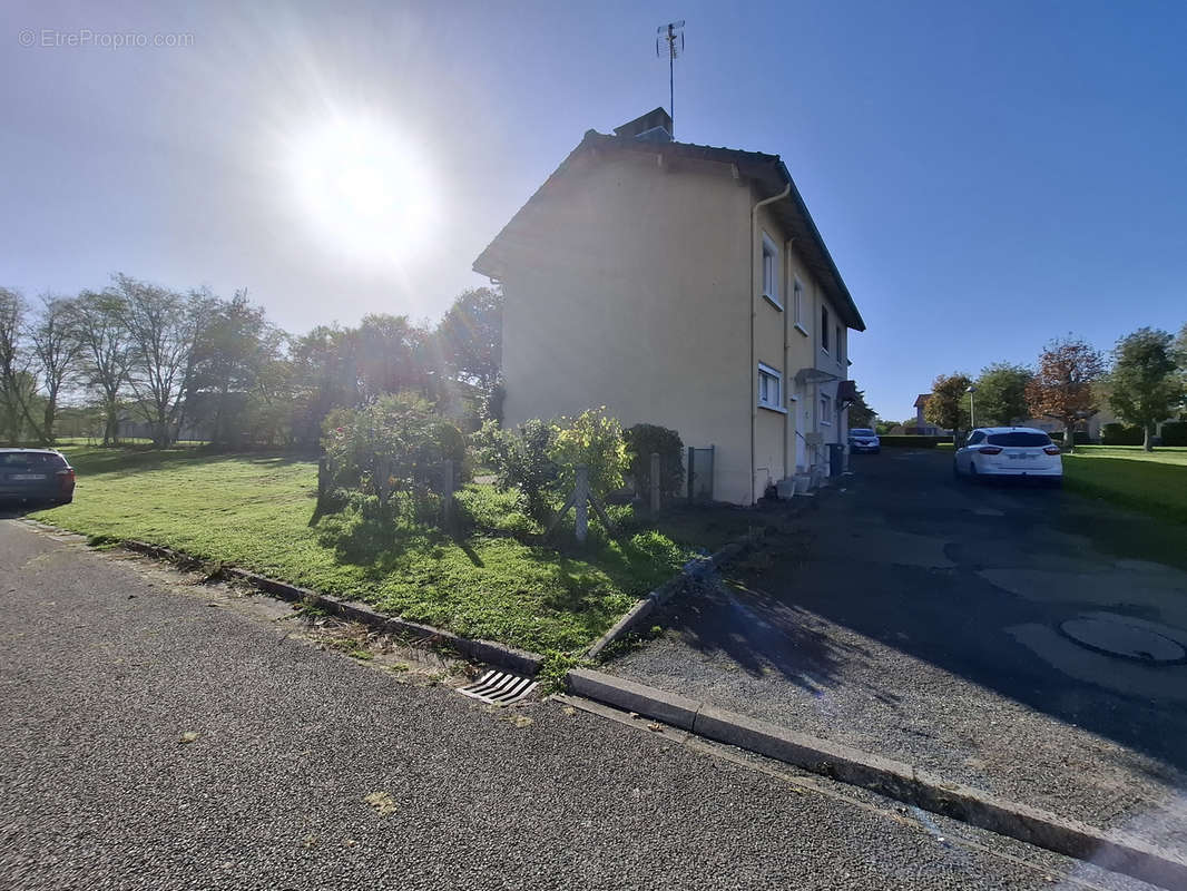 Maison à BESSINES-SUR-GARTEMPE