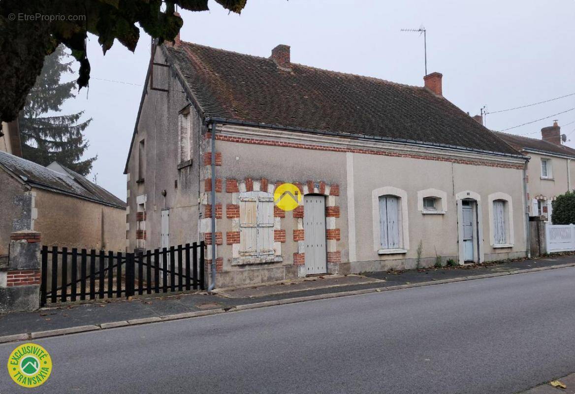 Maison à ECUEILLE