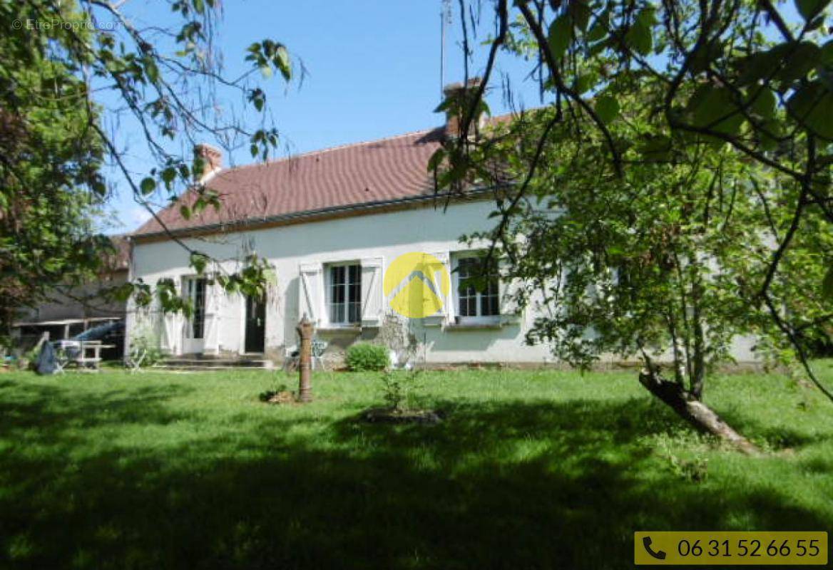 Maison à LE BLANC