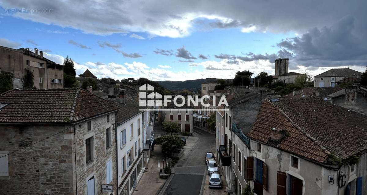 Appartement à PUY-L&#039;EVEQUE