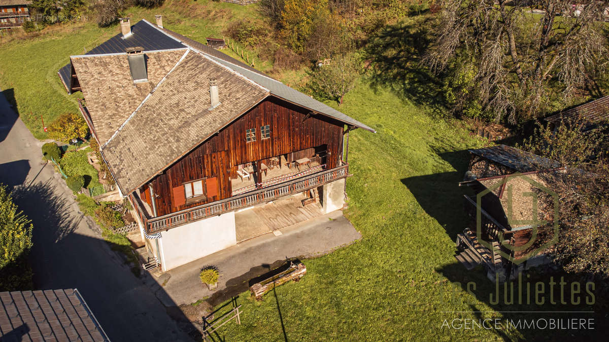 Maison à MONTRIOND