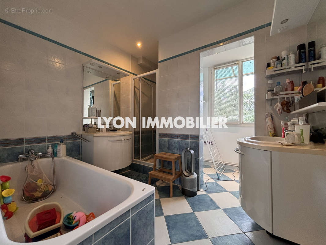 Appartement à LYON-5E