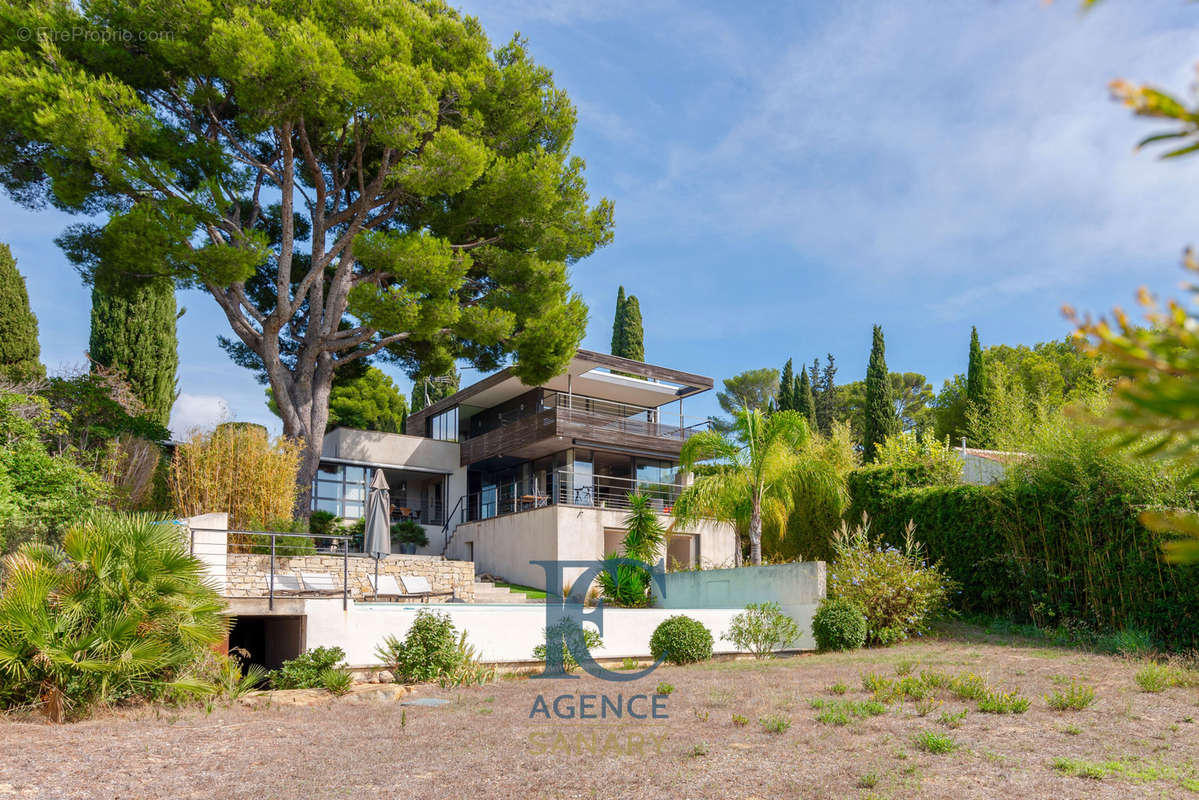 Maison à SANARY-SUR-MER