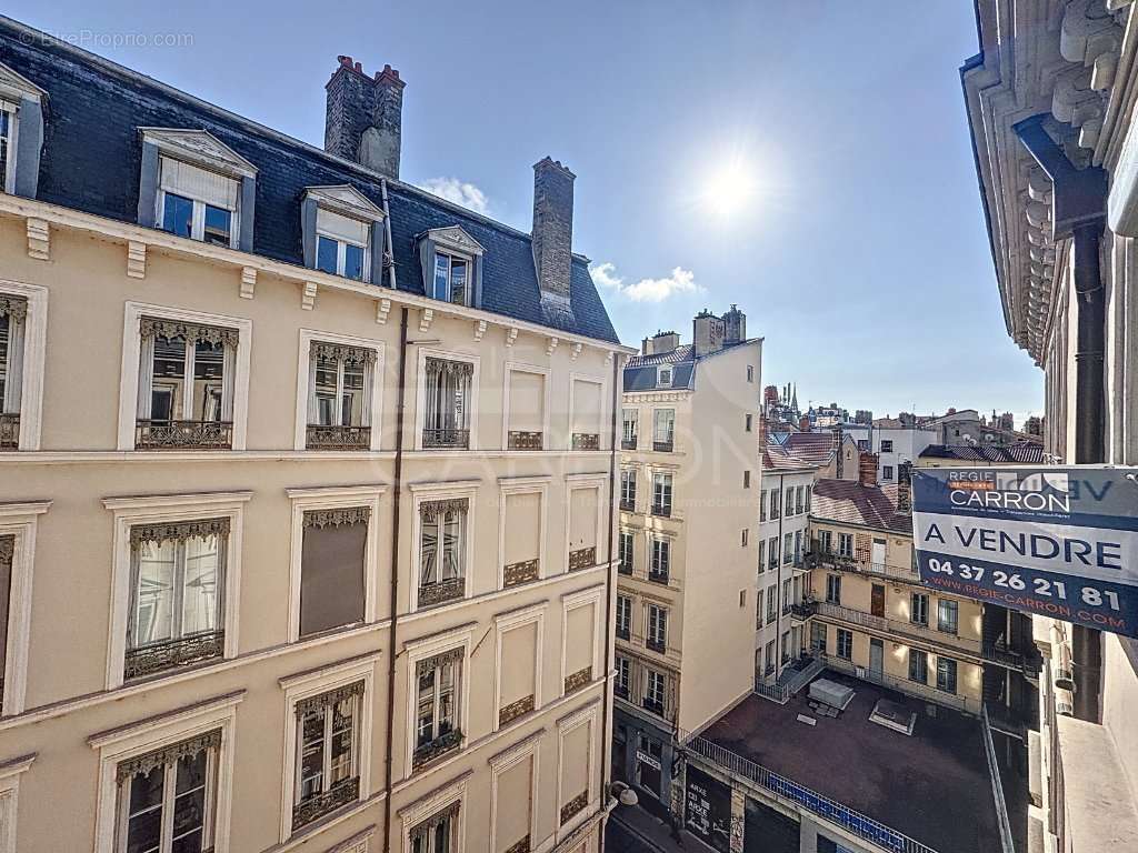 Appartement à LYON-1E