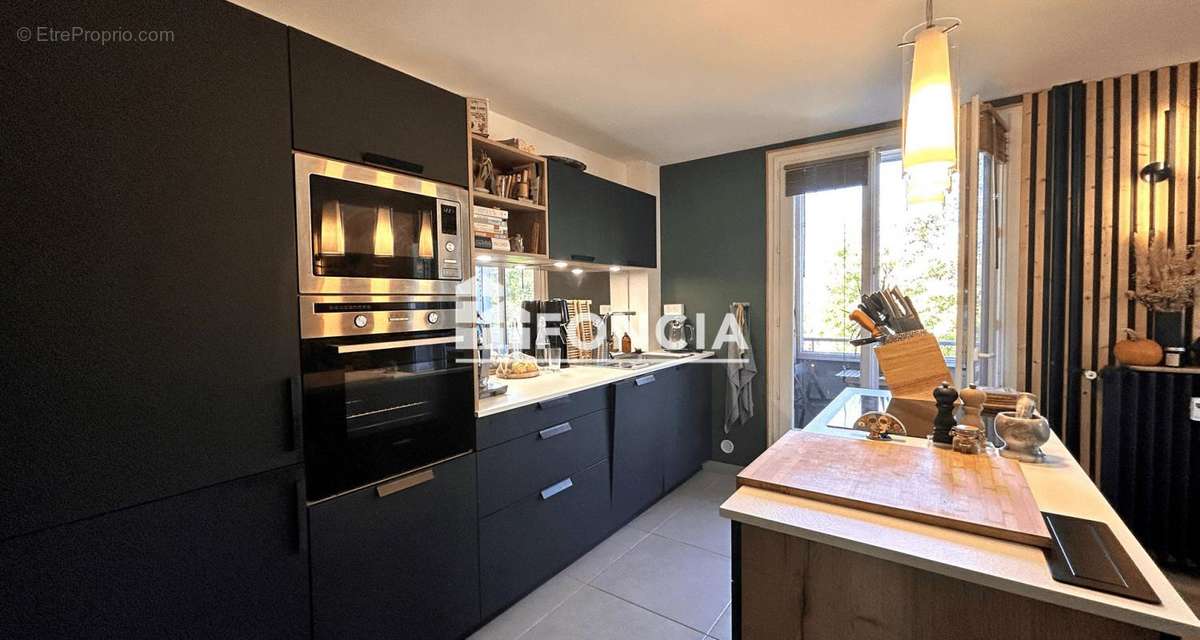 Appartement à AIX-LES-BAINS