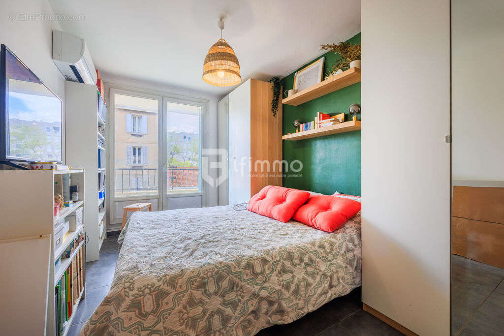 Appartement à MARSEILLE-10E