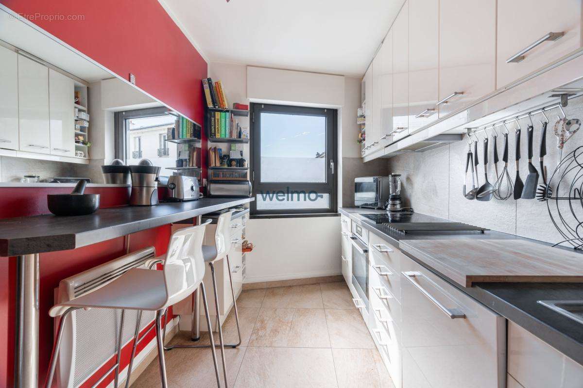 Appartement à PARIS-20E