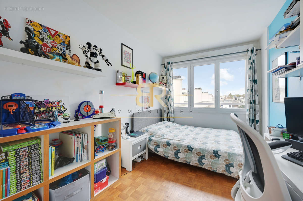 Appartement à PARIS-20E