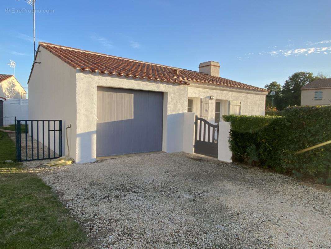 Maison à SAINT-VINCENT-SUR-JARD