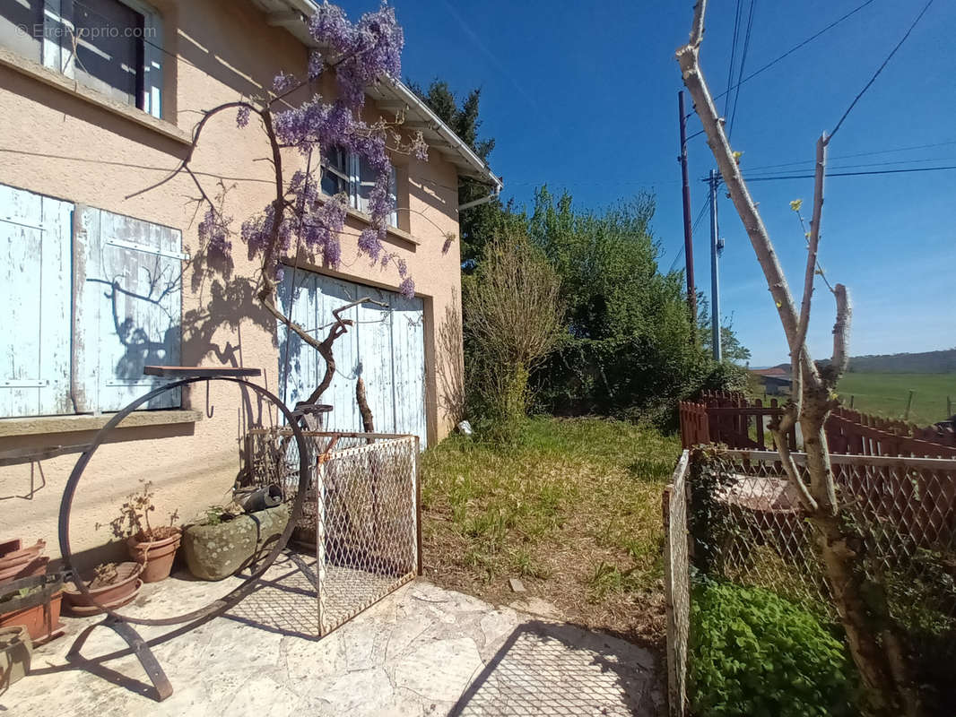 Maison à ASPRIERES