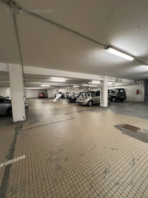 Parking à BOULOGNE-SUR-MER