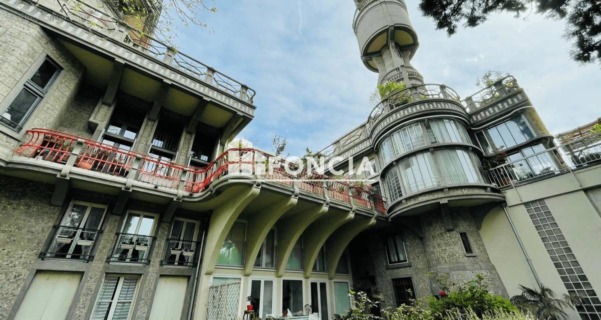 Appartement à BOURG-LA-REINE