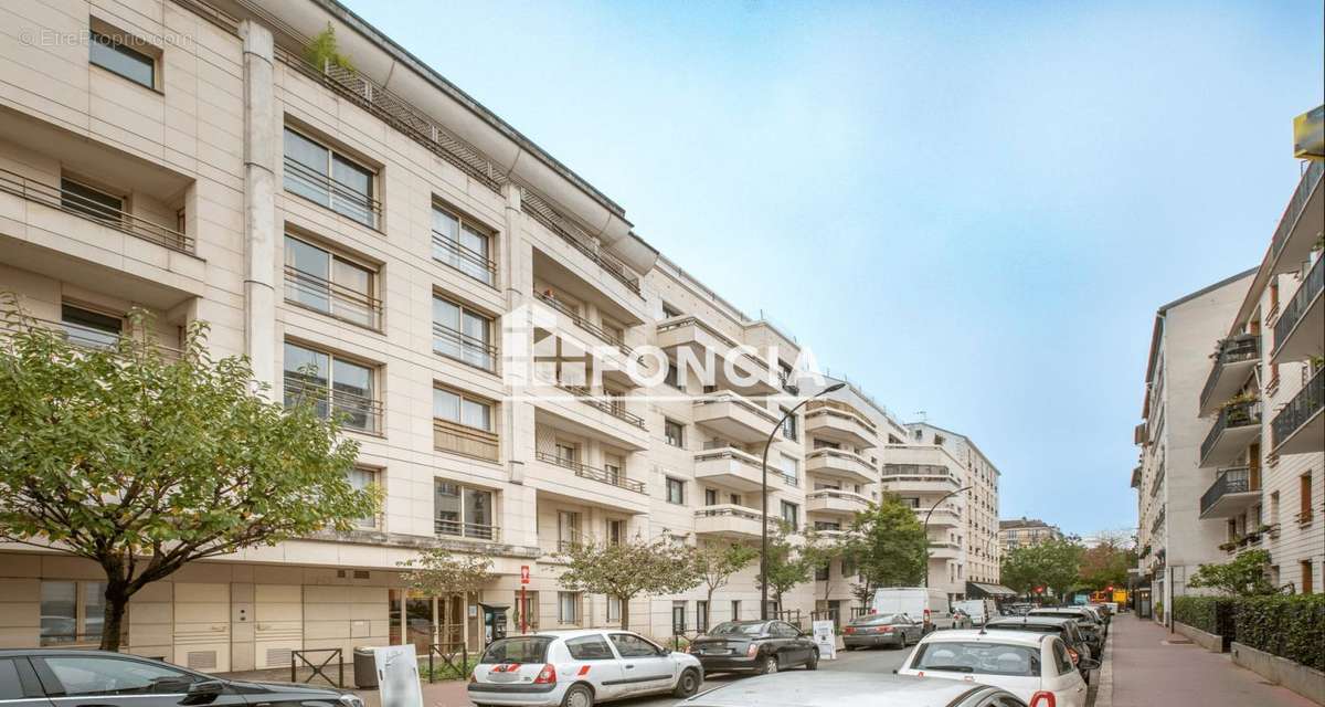 Appartement à LEVALLOIS-PERRET