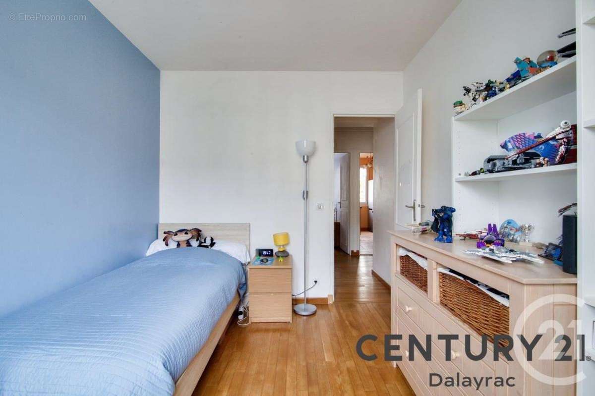 Appartement à FONTENAY-SOUS-BOIS