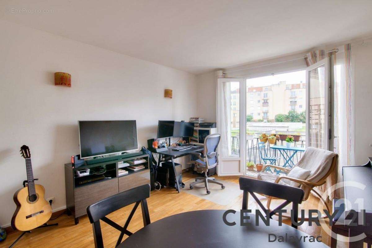 Appartement à FONTENAY-SOUS-BOIS