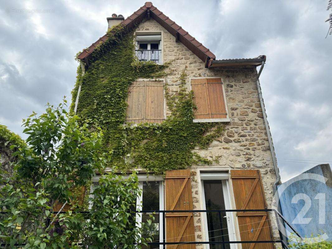 Maison à FONTENAY-SOUS-BOIS