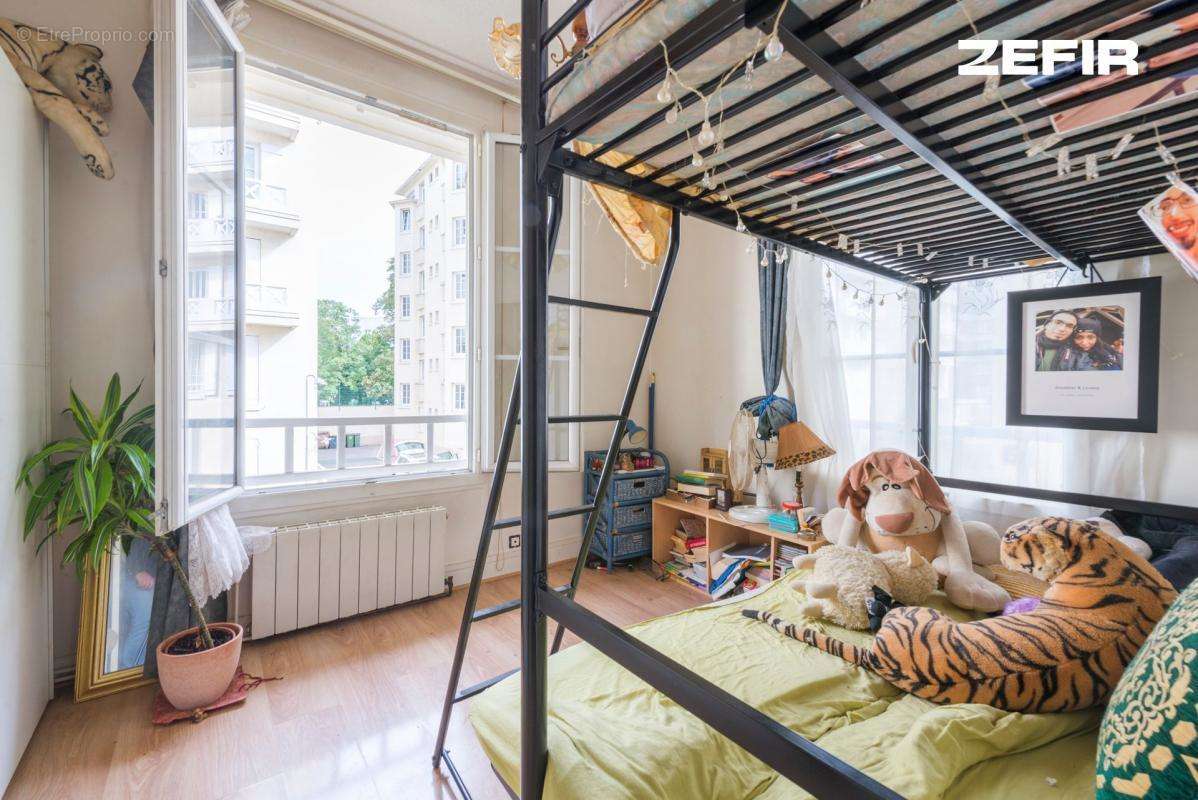 Appartement à COLOMBES