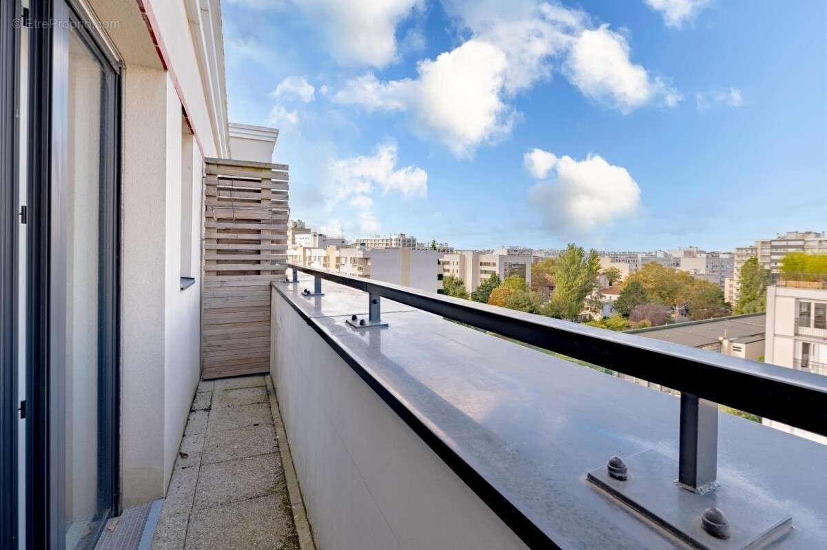 Appartement à MONTROUGE