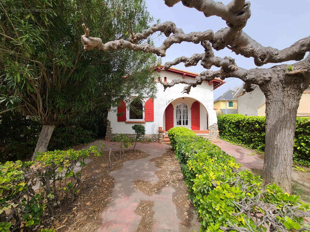 Maison à CANET-EN-ROUSSILLON