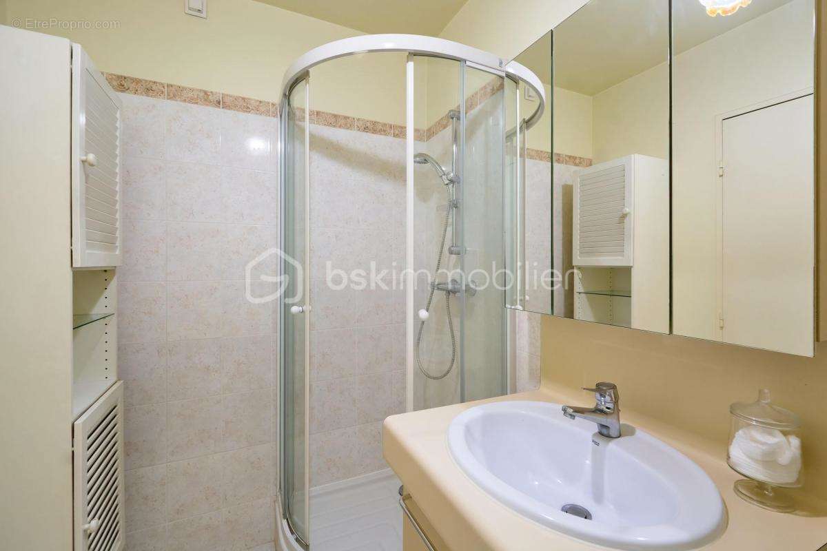 Appartement à RUEIL-MALMAISON